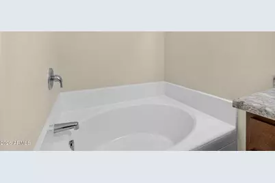 8222 W Wood Lane, Phoenix, AZ 85043 - Photo 27