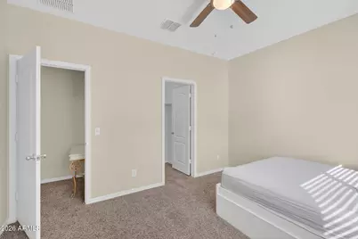 8222 W Wood Lane, Phoenix, AZ 85043 - Photo 33