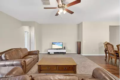 8222 W Wood Lane, Phoenix, AZ 85043 - Photo 7