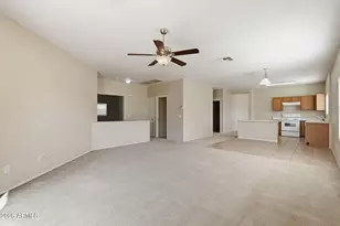 575 W Silver Reef Ct, Casa Grande, AZ 85122 - Photo 13