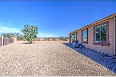 19887 N Herbert Avenue, Maricopa, AZ 85138 - Photo 17