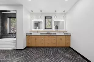 8200 N Charles Dr, Paradise Valley, AZ 85253 - Photo 29