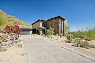 8200 N Charles Dr, Paradise Valley, AZ 85253 - Photo 1