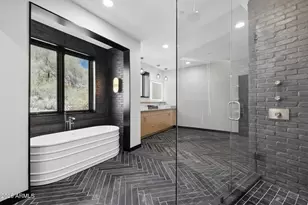 8200 N Charles Dr, Paradise Valley, AZ 85253 - Photo 31