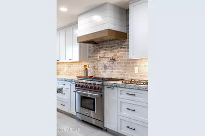 9618 N 35th Place, Phoenix, AZ 85028 - Photo 9