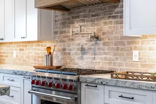 9618 N 35th Pl, Phoenix, AZ 85028 - Photo 9