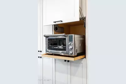 9618 N 35th Place, Phoenix, AZ 85028 - Photo 17