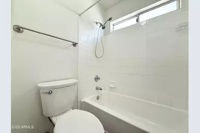 1880 E Morten Avenue #Unit 202, Phoenix, AZ 85020 - Photo 11