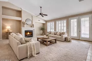 4344 E Melinda Ln, Phoenix, AZ 85050 - Photo 7