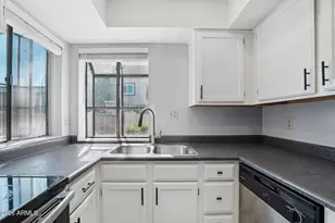 2311 E Hartford Ave, Phoenix, AZ 85022 - Photo 11