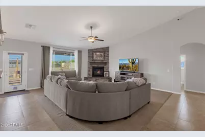 28252 N Quintana Place, San Tan Valley, AZ 85144 - Photo 15