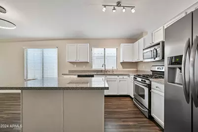 8775 W Adam Avenue, Peoria, AZ 85382 - Photo 11