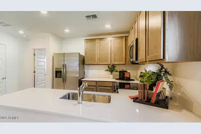 36107 W Maddaloni Avenue, Maricopa, AZ 85138 - Photo 5