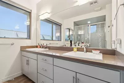 524 E Ames Place, Phoenix, AZ 85004 - Photo 19