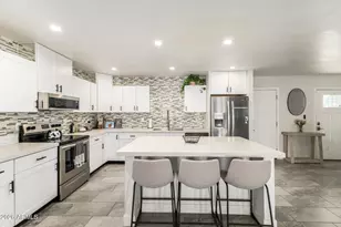 1006 W Anderson Dr, Phoenix, AZ 85023 - Photo 11