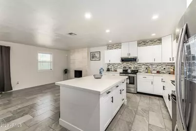 1006 W Anderson Drive, Phoenix, AZ 85023 - Photo 13