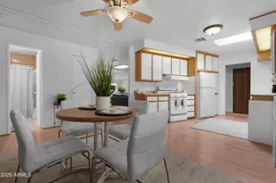 8906 E Olive Ln N, Sun Lakes, AZ 85248 - Photo 11