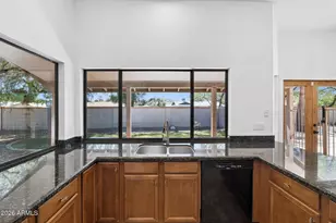 4319 E Lupine Ave, Phoenix, AZ 85028 - Photo 17