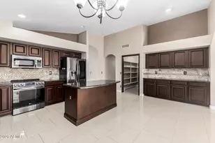 43427 W Courtney Dr, Maricopa, AZ 85138 - Photo 9