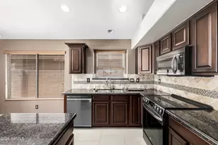 43427 W Courtney Dr, Maricopa, AZ 85138 - Photo 11