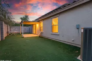 1042 S Clancy Cir, Mesa, AZ 85208 - Photo 3