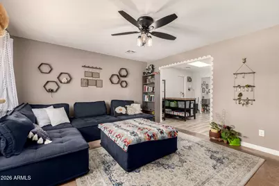 18026 N 34th Avenue, Phoenix, AZ 85053 - Photo 3