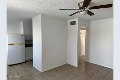 2525 N 52nd Street #5, Phoenix, AZ 85008 - Photo 1