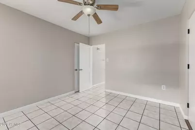 5838 W Gardenia Avenue, Glendale, AZ 85301 - Photo 19