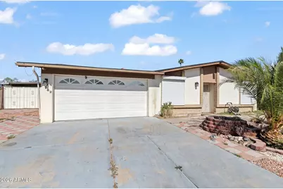 2762 W Jacinto Circle, Mesa, AZ 85202 - Photo 3