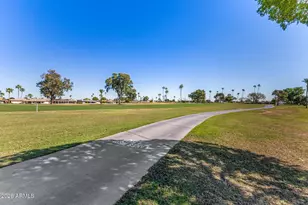 11154 W Emerald Dr, Sun City, AZ 85351 - Photo 31