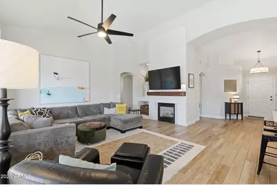 3271 E Santa Fe Lane, Gilbert, AZ 85297 - Photo 7