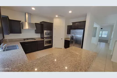 10153 E Catalyst Avenue, Mesa, AZ 85212 - Photo 5