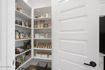 1329 E Irwin Avenue, Phoenix, AZ 85042 - Photo 11