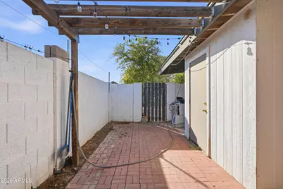 3817 N 9th Place, Phoenix, AZ 85014 - Photo 15