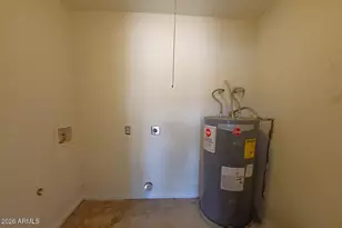 1817 N 46th Dr, Phoenix, AZ 85035 - Photo 11