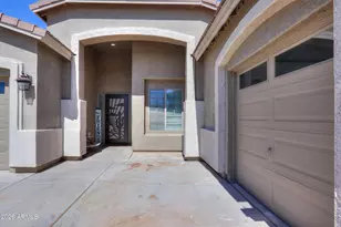 1748 E Walter Dr, Casa Grande, AZ 85122 - Photo 9