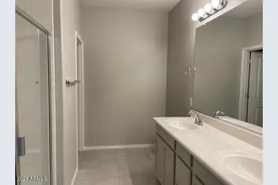 2661 S Sulley Drive #102, Gilbert, AZ 85295 - Photo 5