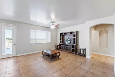 6592 E Saddlehorn Circle, Hereford, AZ 85615 - Photo 17