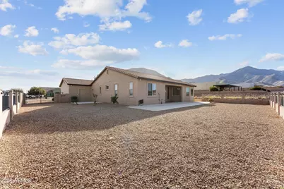 6592 E Saddlehorn Circle, Hereford, AZ 85615 - Photo 33