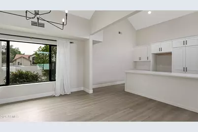 1960 E Krista Way, Tempe, AZ 85284 - Photo 11
