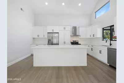 1960 E Krista Way, Tempe, AZ 85284 - Photo 9