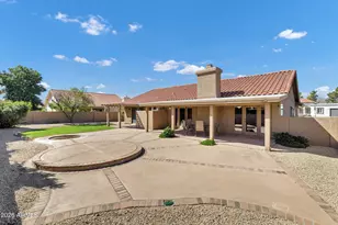 12843 S 42nd St, Phoenix, AZ 85044 - Photo 3