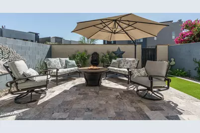 1963 W Desert Hollow Drive, Phoenix, AZ 85085 - Photo 27