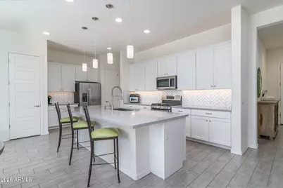 1963 W Desert Hollow Drive, Phoenix, AZ 85085 - Photo 5