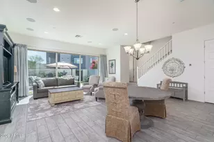 1963 W Desert Hollow Dr, Phoenix, AZ 85085 - Photo 9