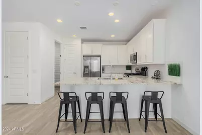 5837 N 89th Drive, Glendale, AZ 85305 - Photo 11