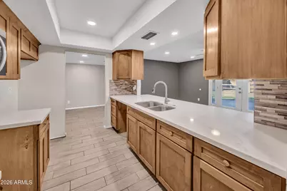 5754 N 47th Avenue, Glendale, AZ 85301 - Photo 5