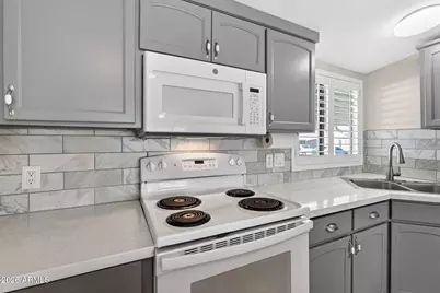 11275 N 99th Avenue #13, Peoria, AZ 85345 - Photo 7