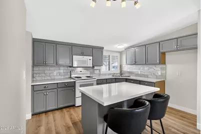 11275 N 99th Avenue #13, Peoria, AZ 85345 - Photo 3