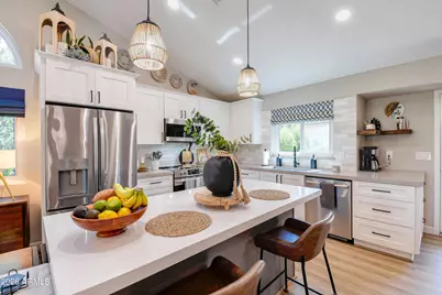 3637 W Kesler Lane, Chandler, AZ 85226 - Photo 7